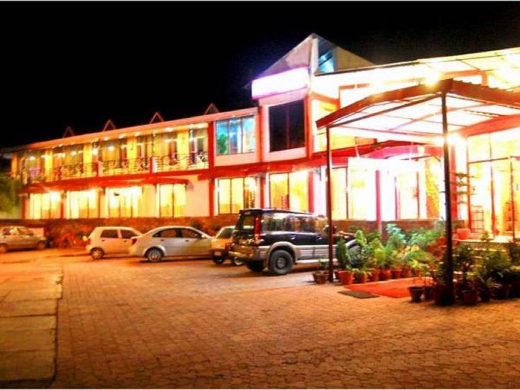 Hotel Shivalik Kasauli Exterior foto